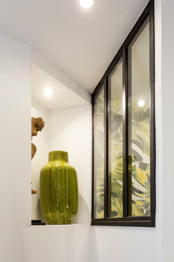 Studio D'architecte Au Pied De Tour Eiffel Appartement Parijs